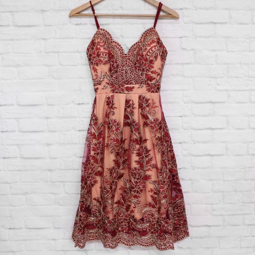 NWT! Purchased from a fellow posher!